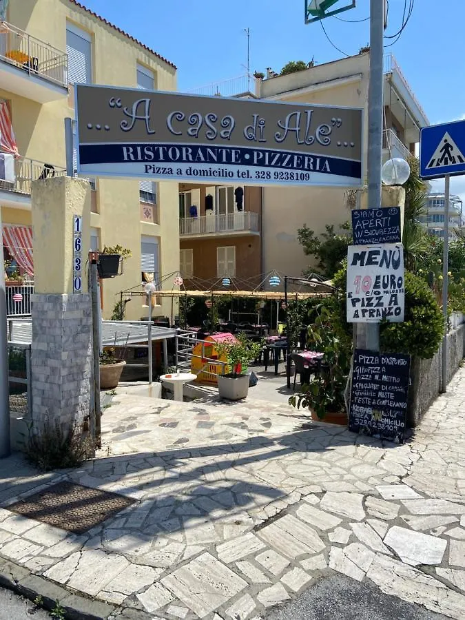 **  Piccolo Hotel Di Lavagna Italia
