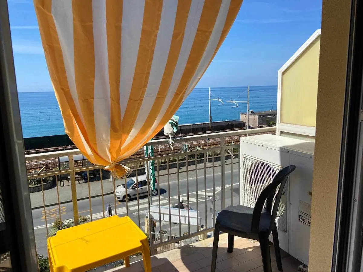 Piccolo Hotel Di Lavagna Italy