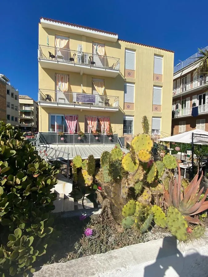 **  Piccolo Hotel Di ラヴァーニャ イタリア